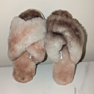 Real Genuine Sheep Fur Slippers Super Soft Size 6 sm Criss Cross EMU Australia